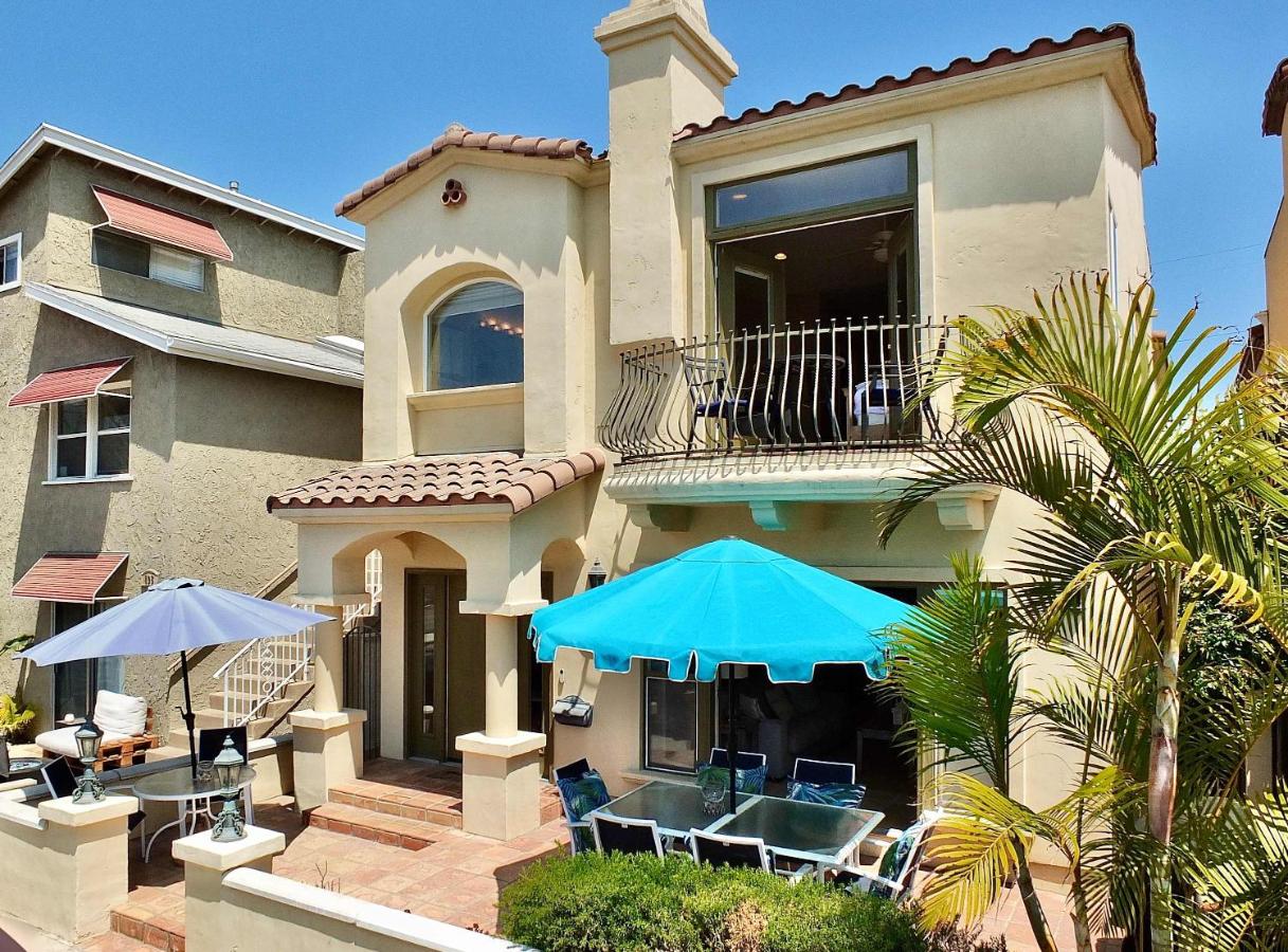 Beauty by the Beach - SoCal Fun - B&B Long Beach