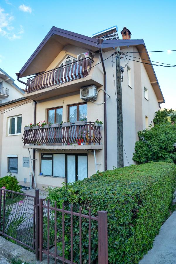 Light Loft Apartment Ohrid - B&B Ocrida
