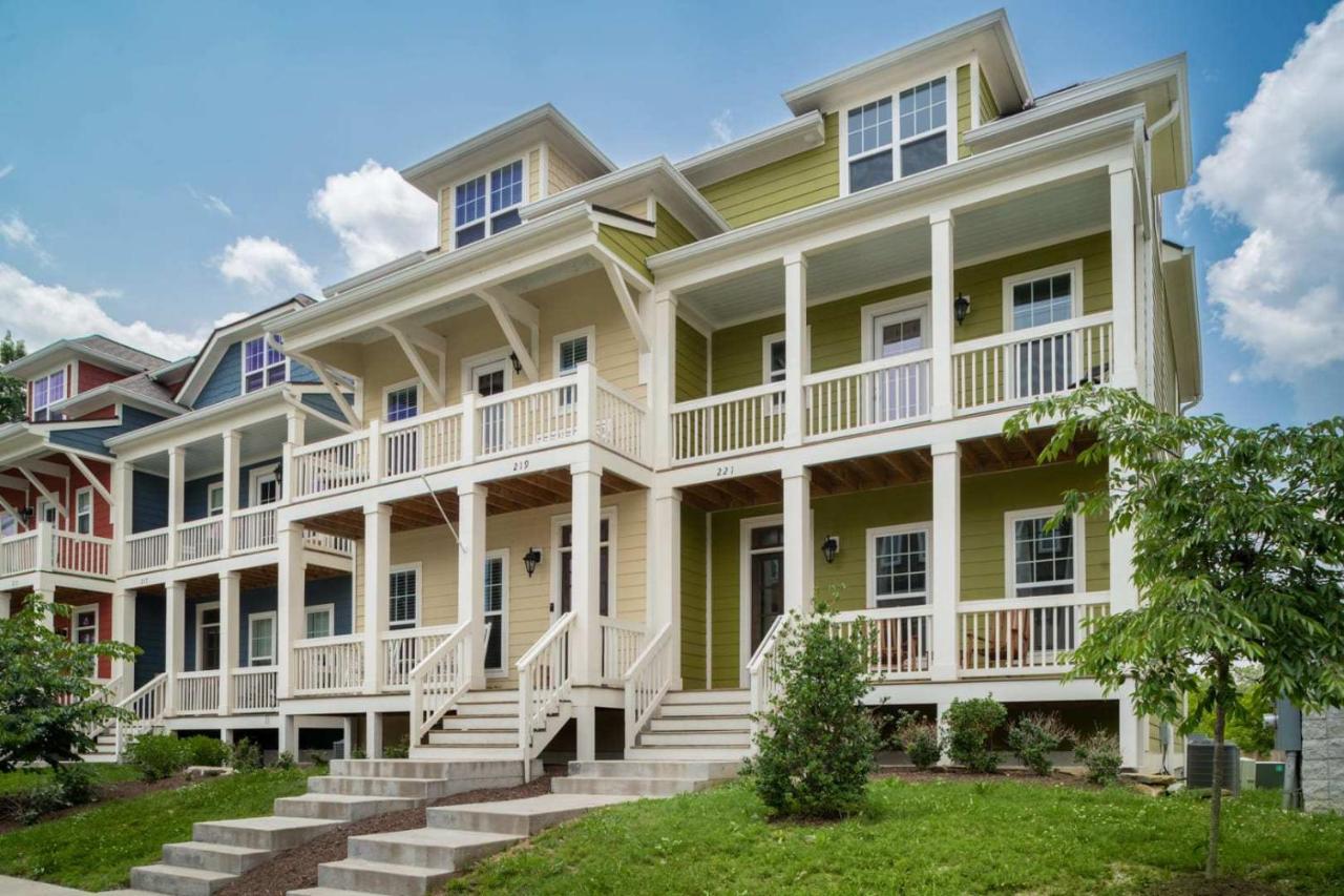 Cumberland Emerald - Walk to Dining - B&B Lakewood