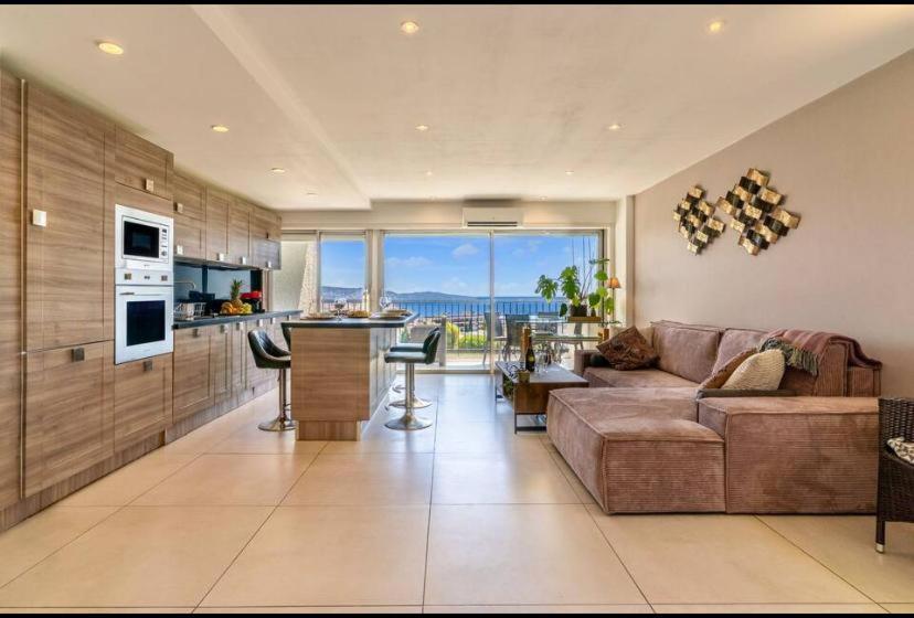 Magnificent 3 Rooms-Sea View-Terrace-Pool - Ferienwohnung Nizza