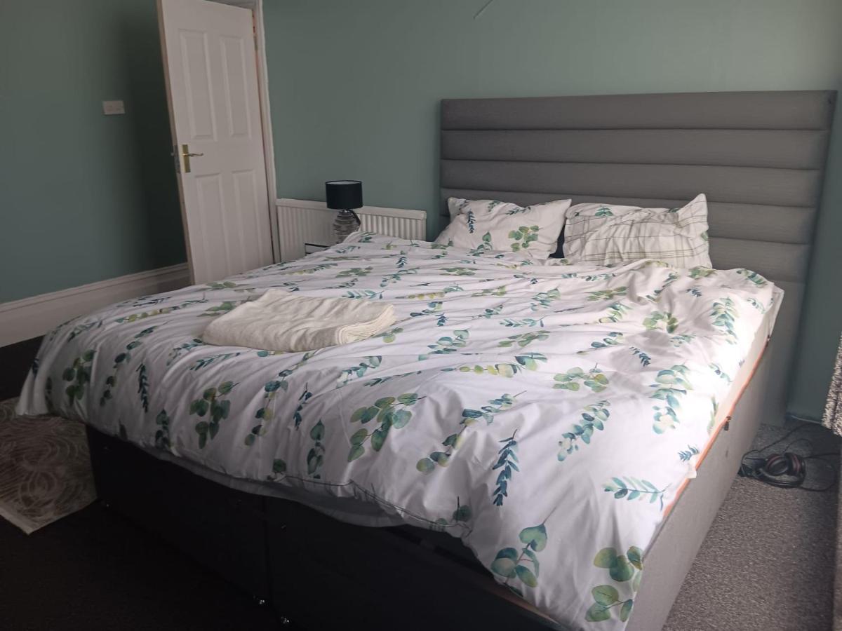 Lotshe Homes - B&B Southend-on-Sea
