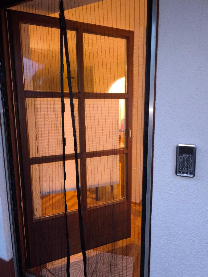 Sonnige Souterrain-Einliegerwohnung im Herzen Parsbergs - B&B