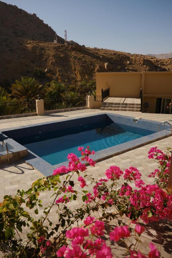 Wadi Bani Khalid Villa - B&B