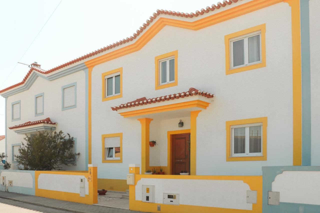 Capela's Guest House - B&B