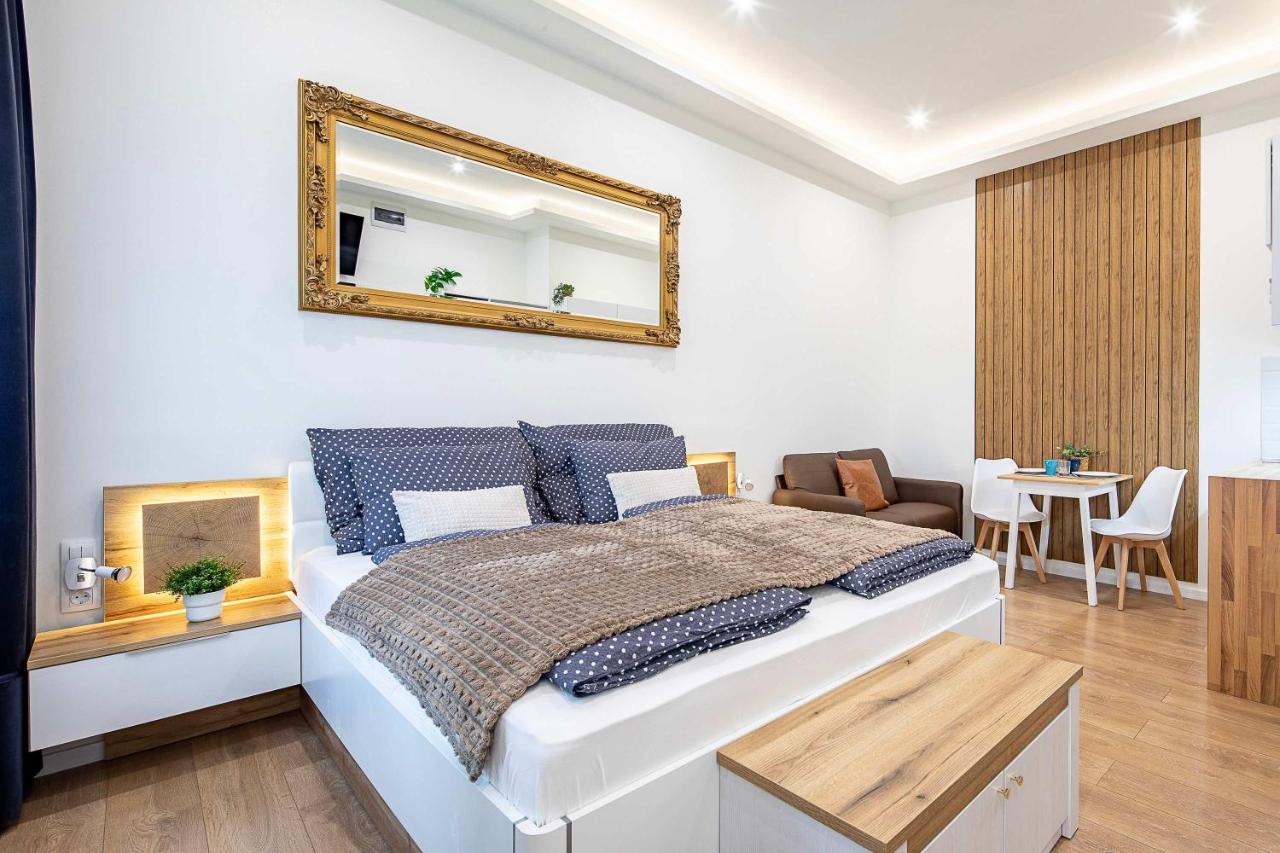Super central - New - Modern - AC - B&B Budapest