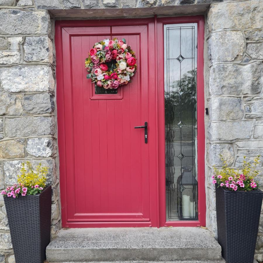 Clarin Rest Contemporary room in restored cottage on Wild Atlantic way - B&B Galway