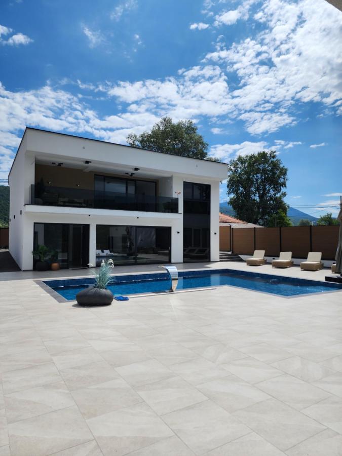 La Villa Luxury Home Bihac - B&B Bihać