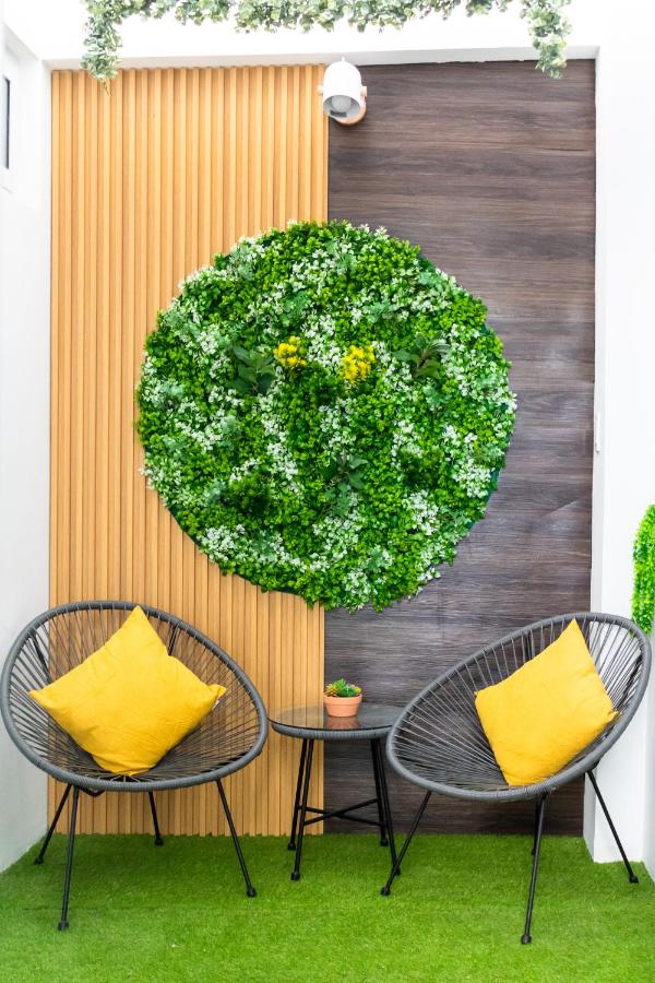 Amplia-Confortable con cama King, Area de Miraflores H16 - Ferienwohnung El Rodeo