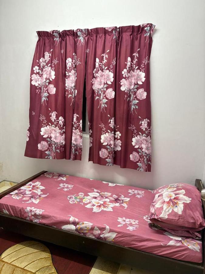 D'Ratna Homestay Kota Tinggi - Ferienwohnung Kangkar Temon Lama