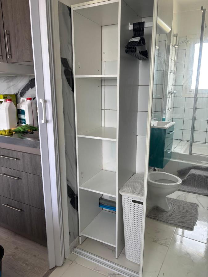 Studio tout équipé pour 2 a 15 minutes de valras plage - B&B Béziers