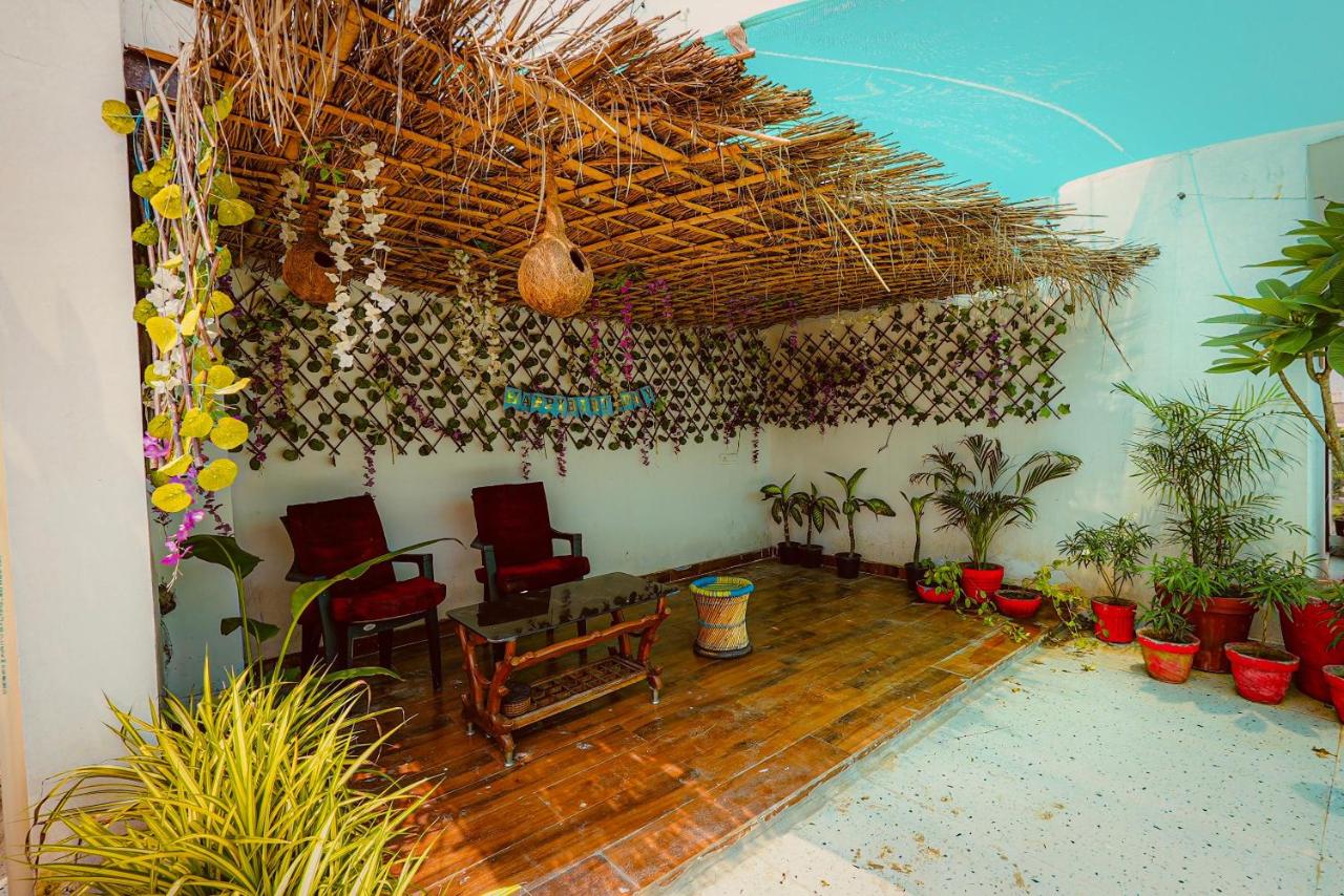 Elegant 6 Bedroom Homestay Near Taj Mahal - Vegetarian - Chambres d'hôtes Āgrā
