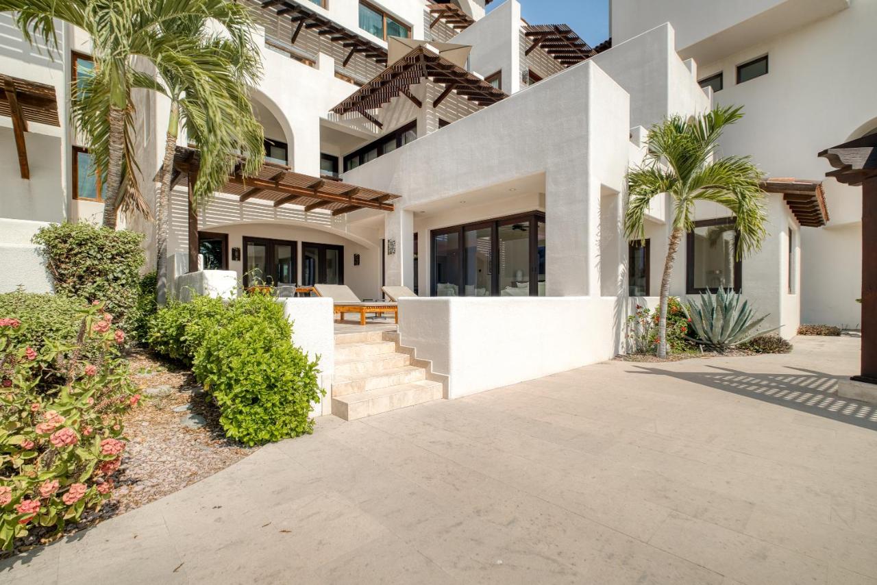 Three-Bedroom Apartment with Ocean View