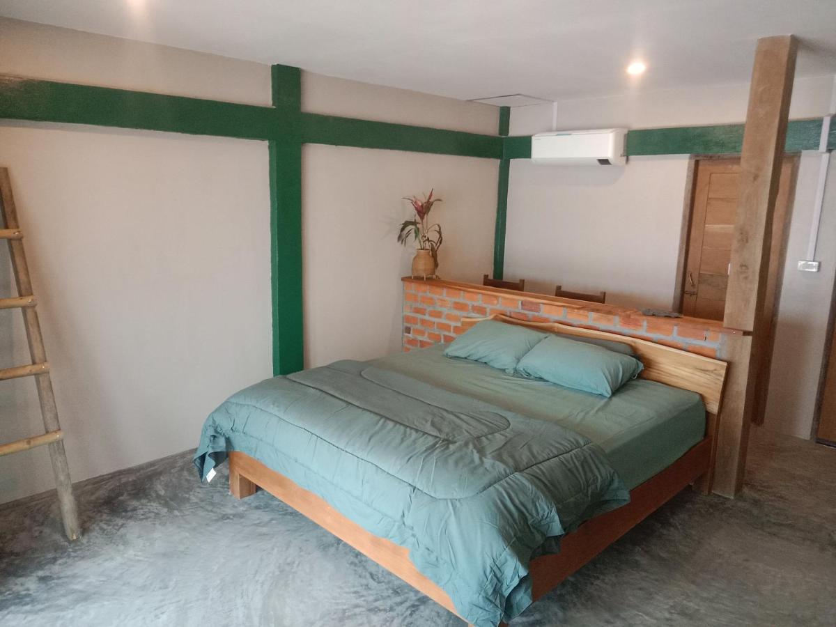 Deluxe Double Room with Balcony and Sea View