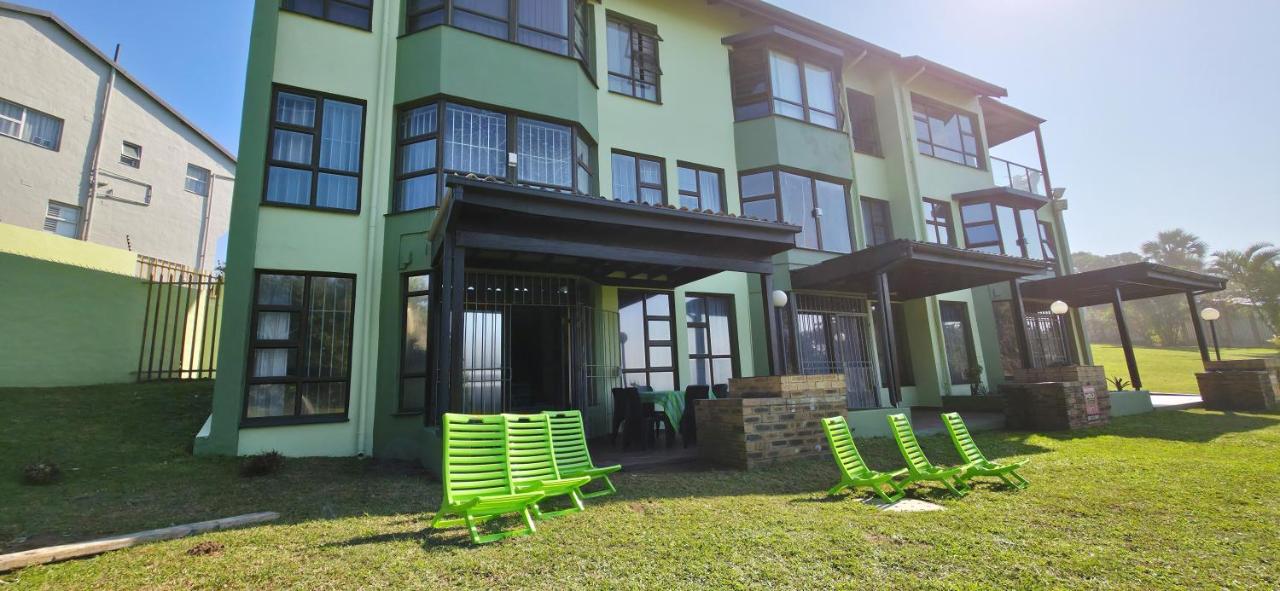 Calamari 9 - 6 Sleeper - 30 Steps From The Beach! - B&B Margate