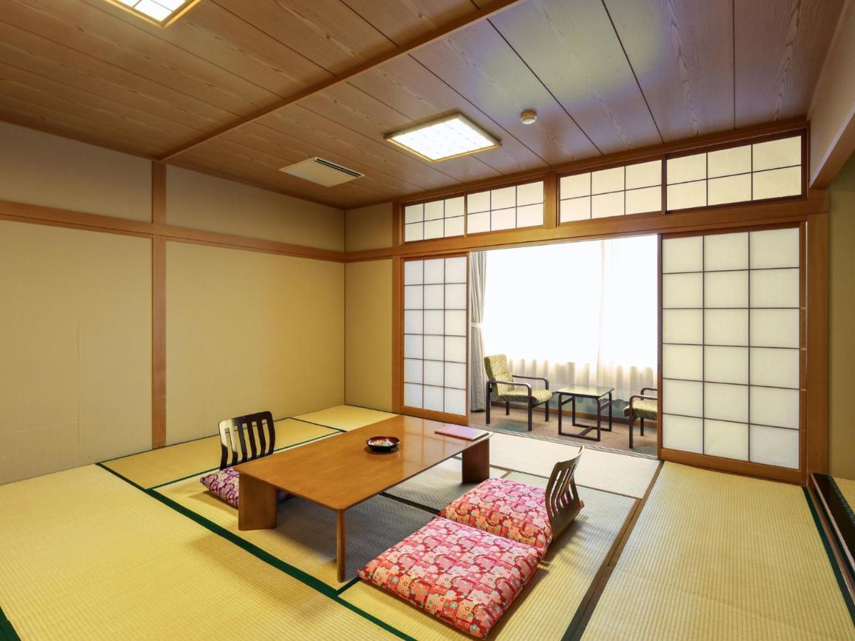 Japanese-Style Quadruple Room