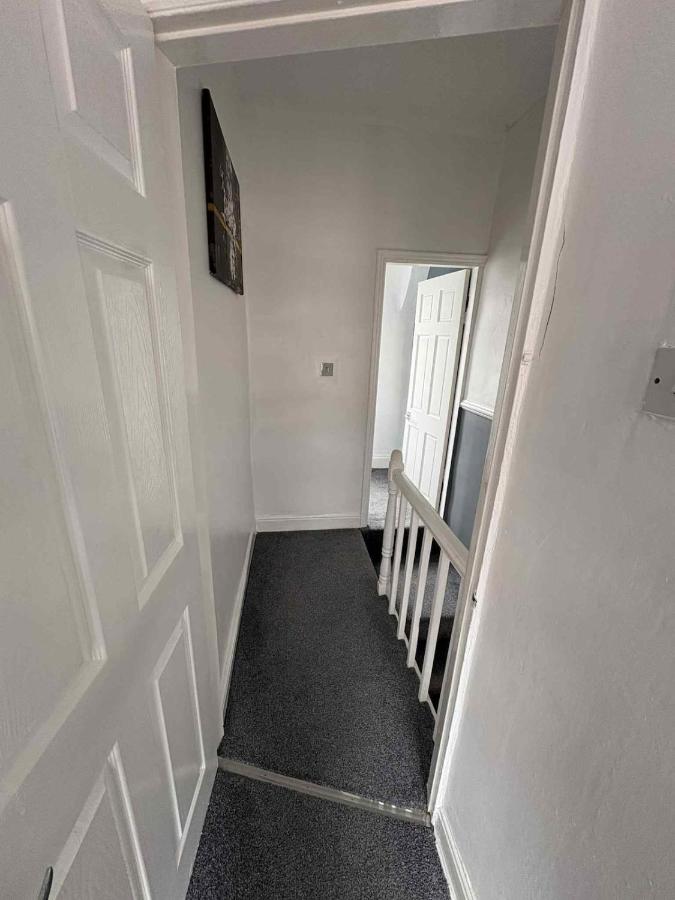 Wallasey Great Location - B&B