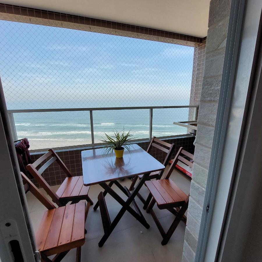 Apartamento Frente para o Mar em Praia Grande - Vista Incrível - Chambres d'hôtes Praia Grande