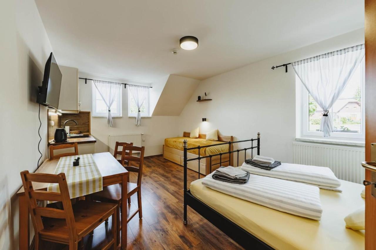 Quadruple Room with Private Bathroom