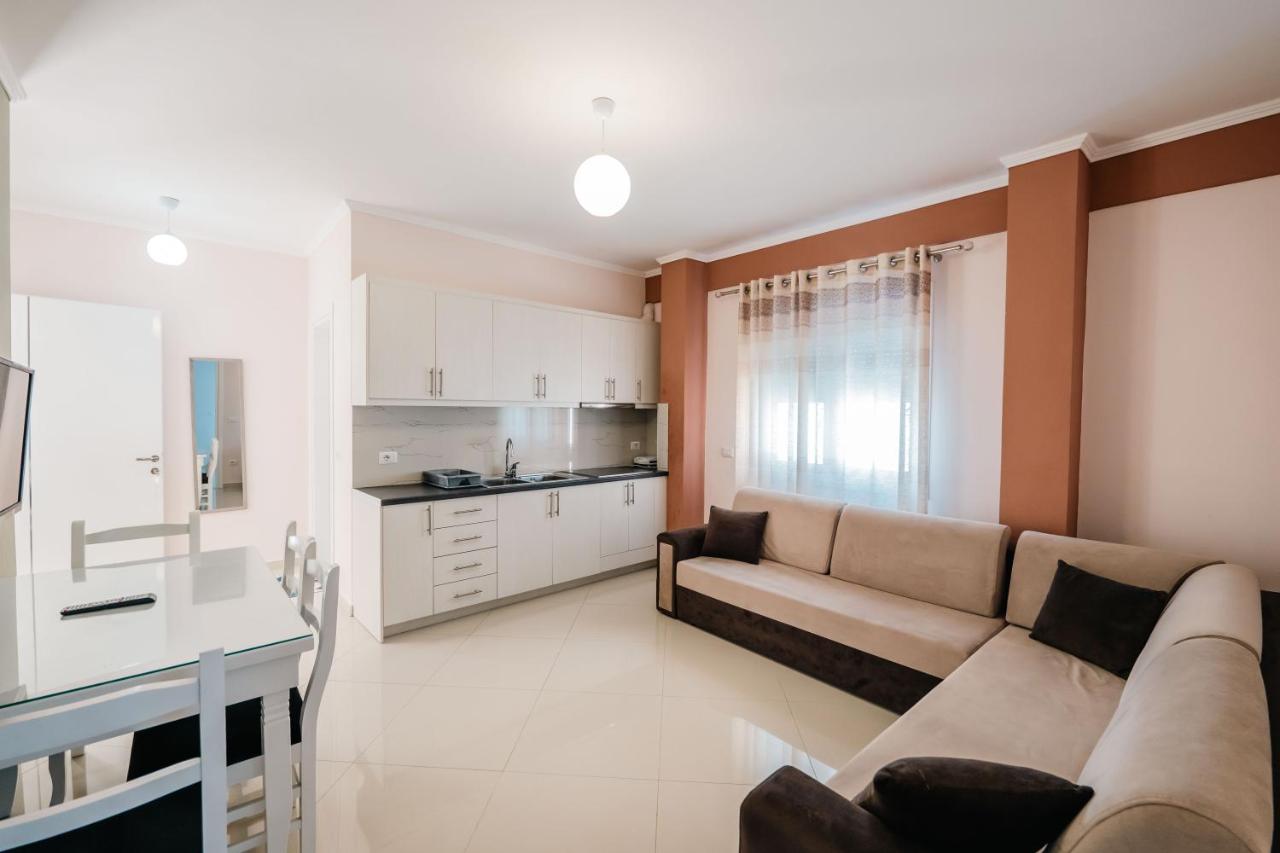 Fjori's Apartments - Ferienwohnung Saranda