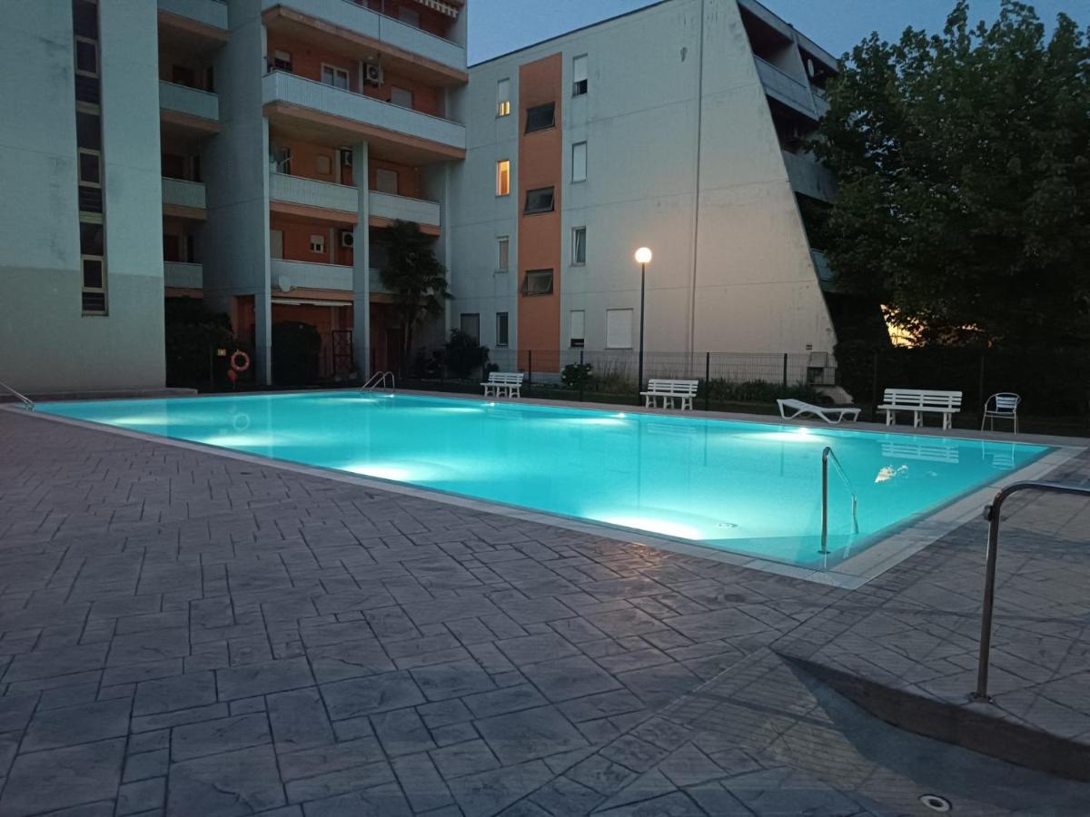 CasaYudi Monolocale con piscina - B&B Aprilia Marittima
