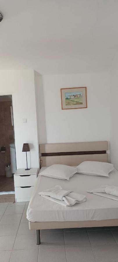 Studio with Sofa Bed