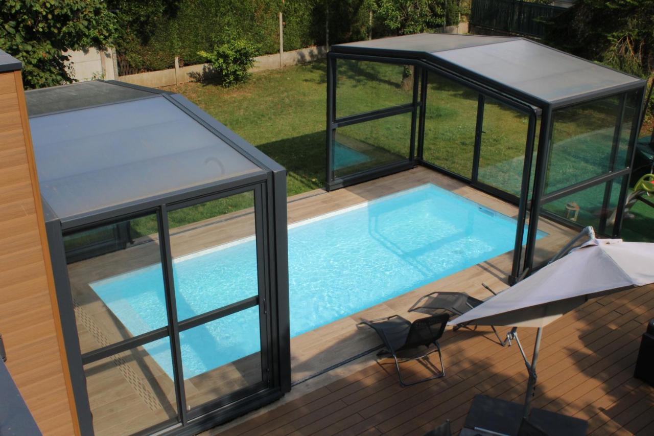 Villa Briffaults - Piscine - Aire de Jeux - Wifi - B&B