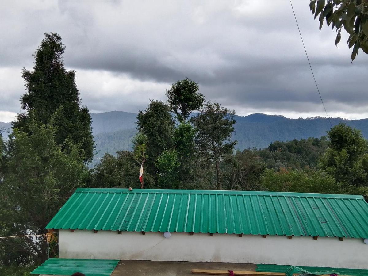 Nikhil Homestay - B&B