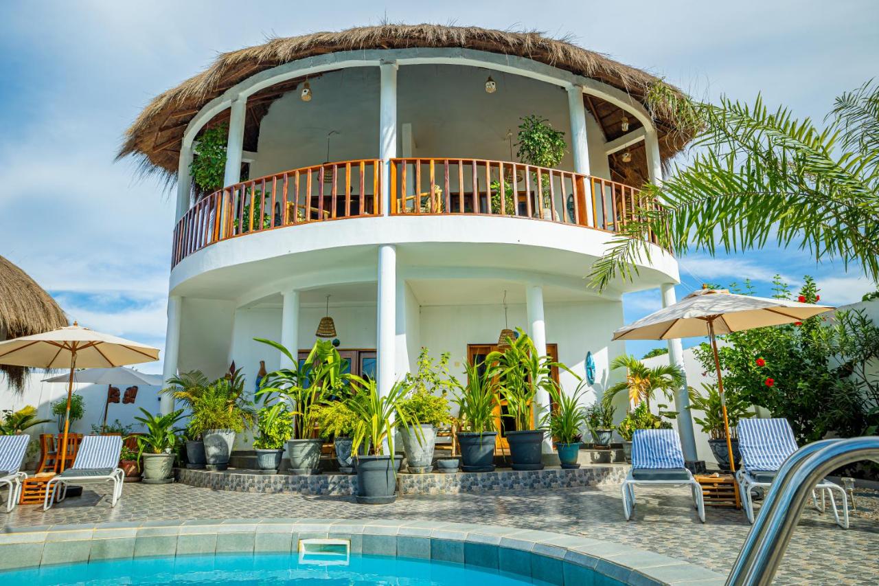 Double Room with Pool View