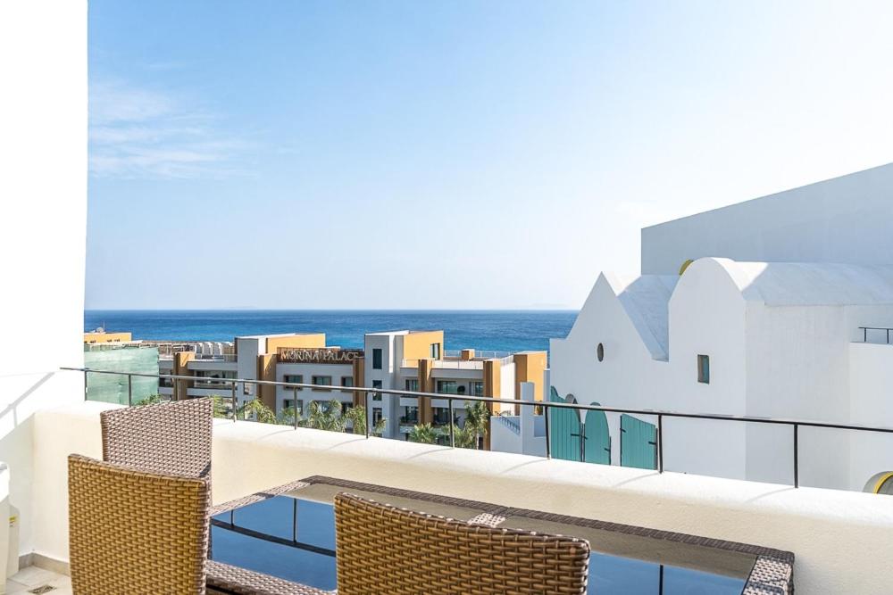 Santorini Wave Loft 1 - B&B Gjilek