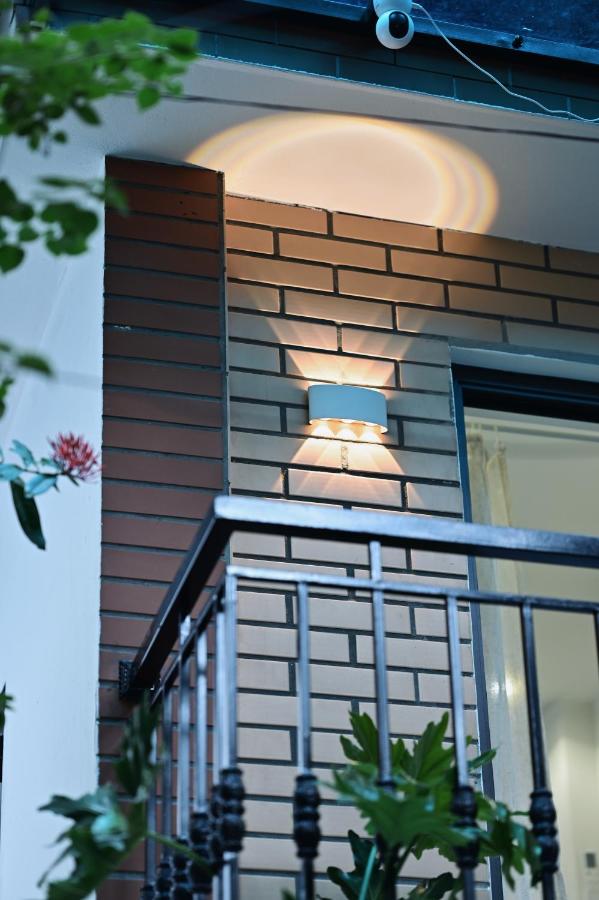 AugustHa homestay - Bed and Breakfast Hanoi