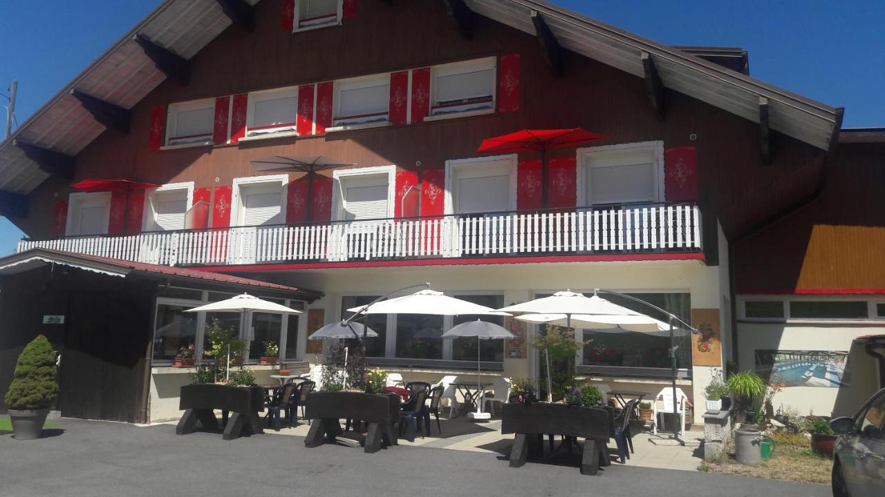 Chalet Résidence La Combeauté - Bed and Breakfast Girmont-Val-d'Ajol