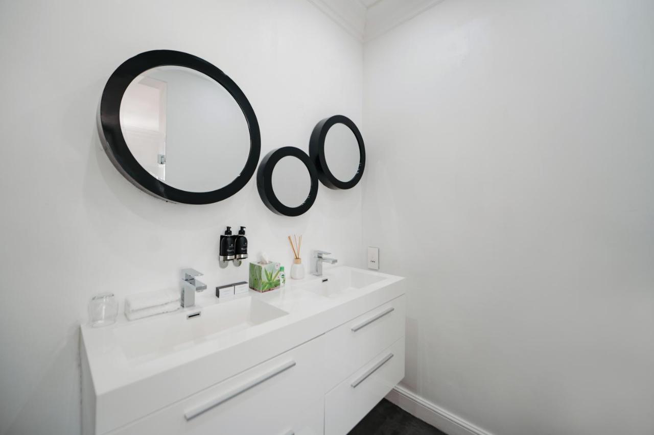 Double or Twin Room downstairs