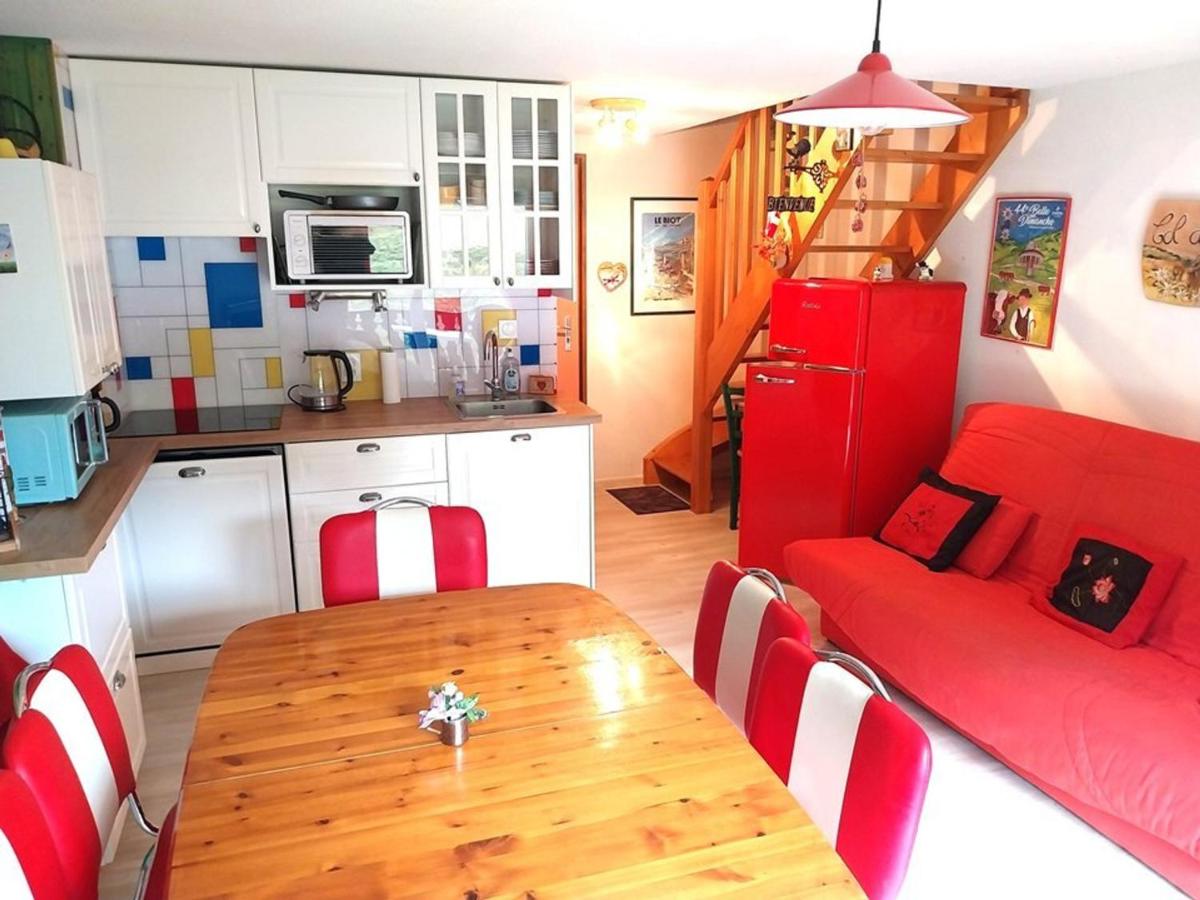 Appartement au calme avec balcon et kitchenette - 3 pièces - FR-1-573-41 - Ferienwohnung Bonnevaux