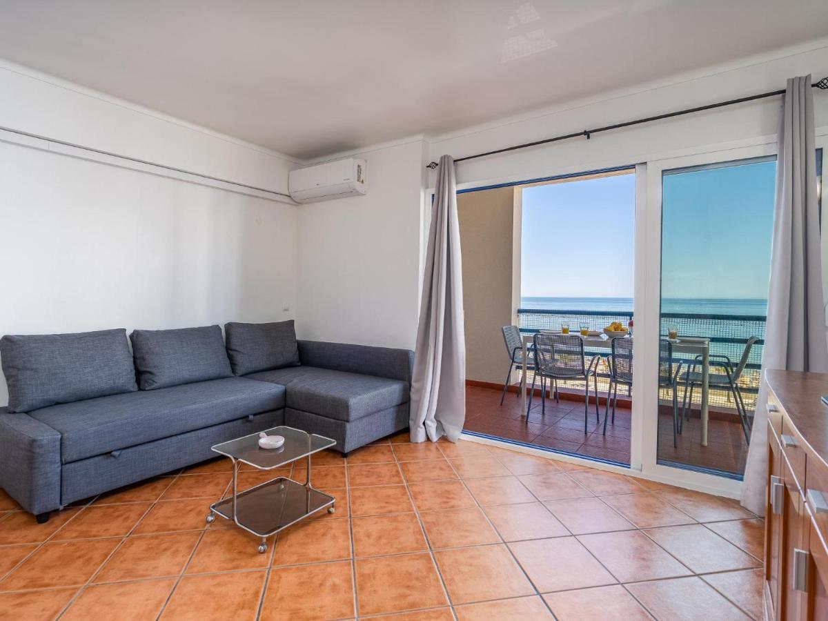 T1 com Varanda e vista mar a 200m da Praia - B&B Quarteira