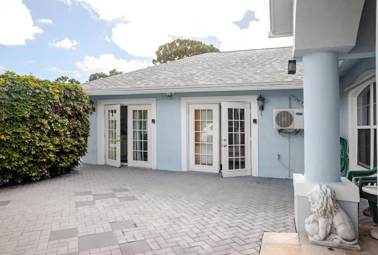 Brand new studio apartment - Chambres d’hôtes Vero Beach
