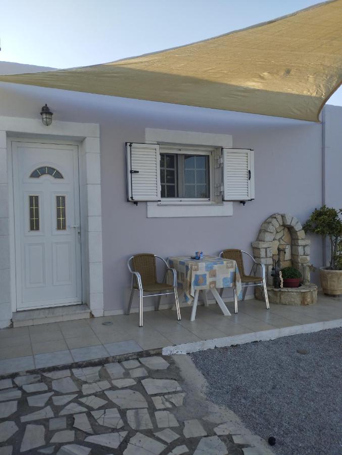 Trifyllianika Calm View - B&B