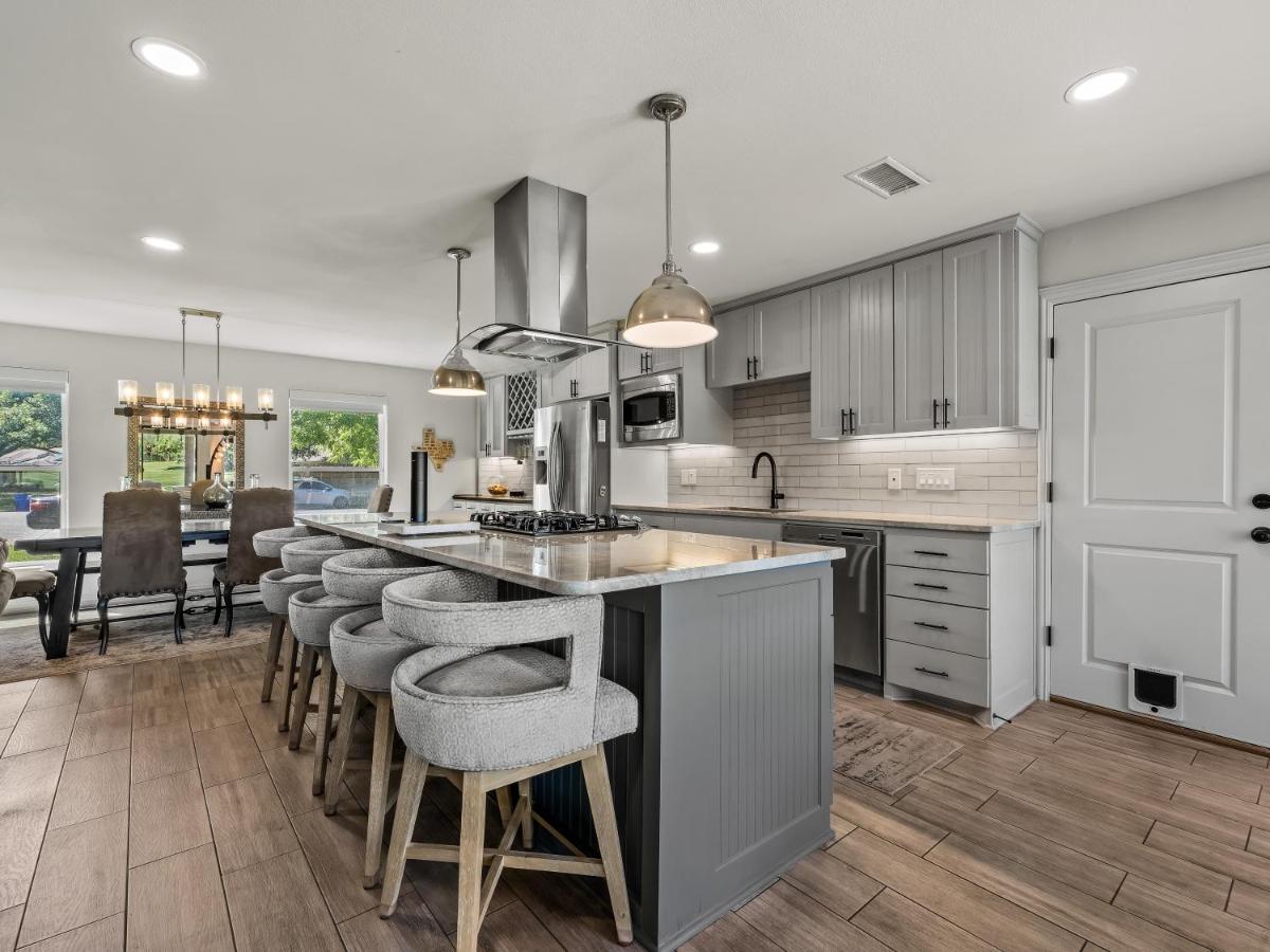 Farmers Branch 10th Tee Golf Retreat - B&B Farmers Branch