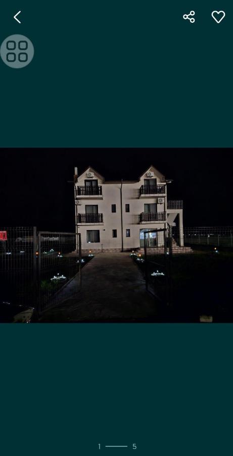 Pensiunea LA ANI - B&B Vadu