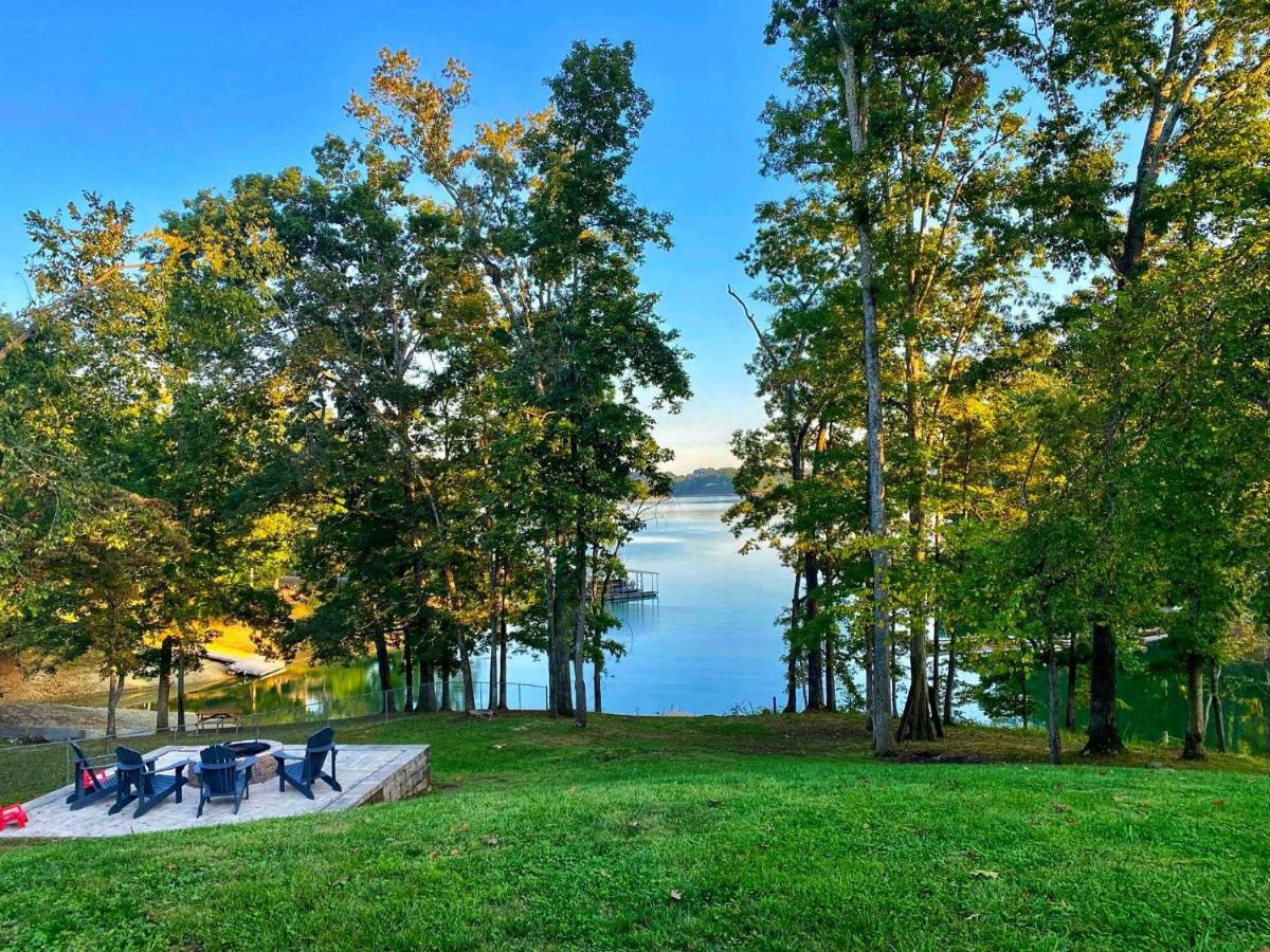 Cherokee Lake Cottage by Staycating - Ferienwohnung Jefferson City