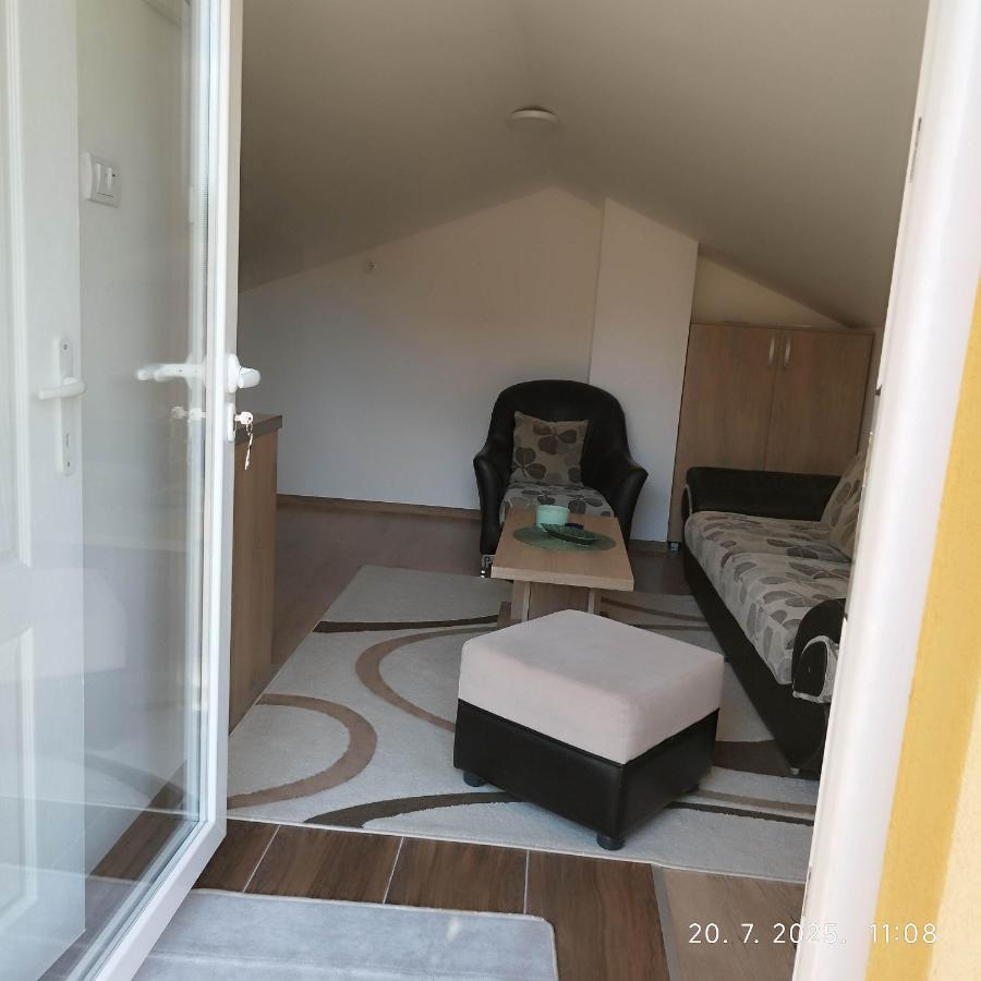 Apartman Una - B&B