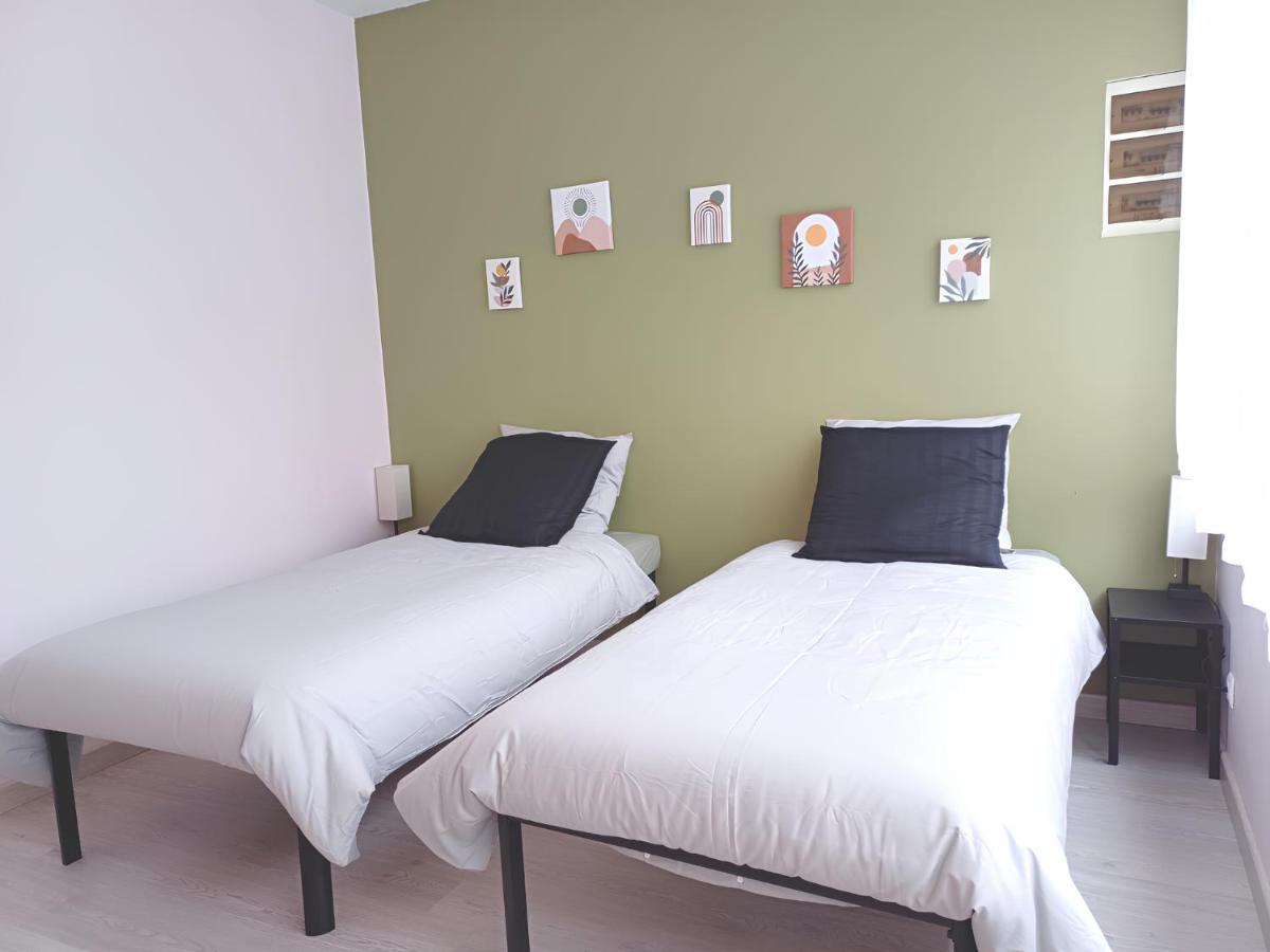 Le St Fuscien - spacieux - 3 llits - B&B Amiens