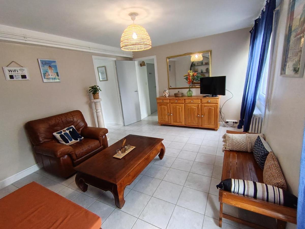 charmant T2 avec jardin et parking - Chambres d’hôtes Agen