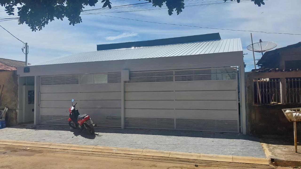 Ótimo Apartamento 2 quartos mobiliado - B&B Silvânia