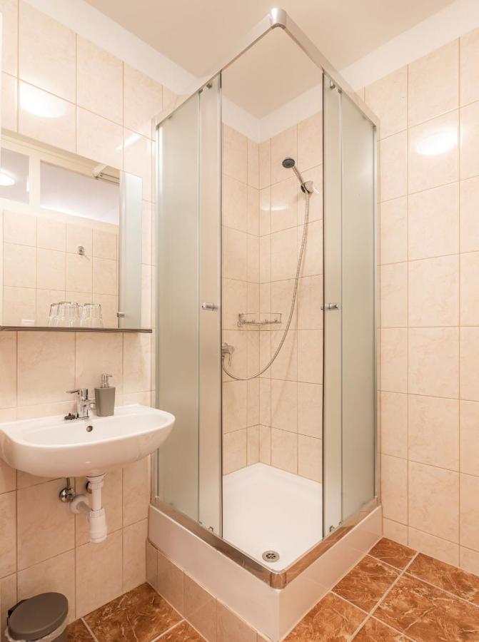 Chambre Double ou Lits Jumeaux