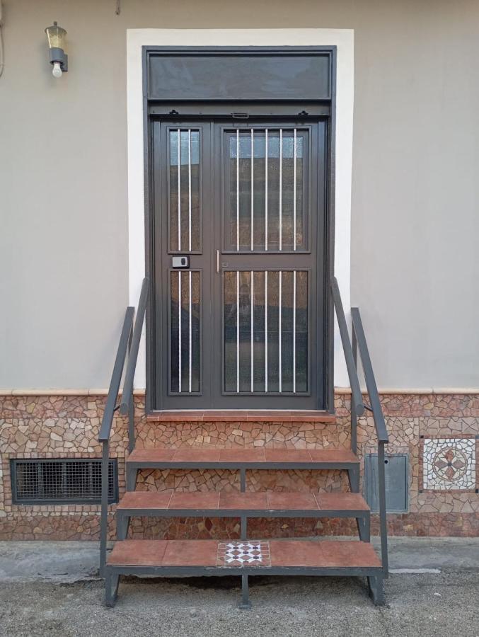 Verti House appartamento, Frignano - B&B