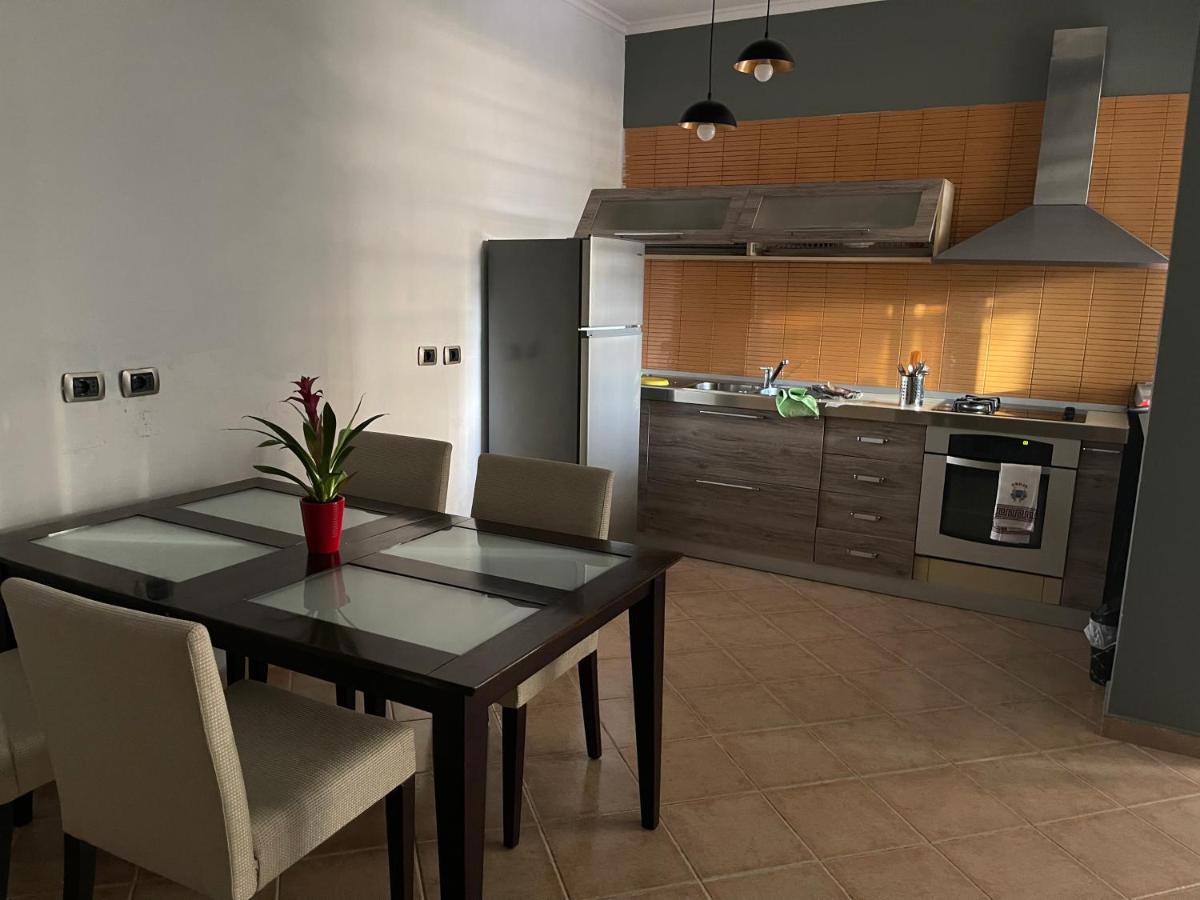 Mayas home Tirana - B&B Polisi i Vogël