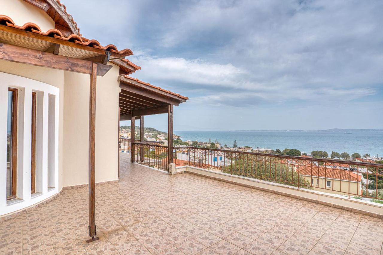 Sea View Home - B&B Karfas