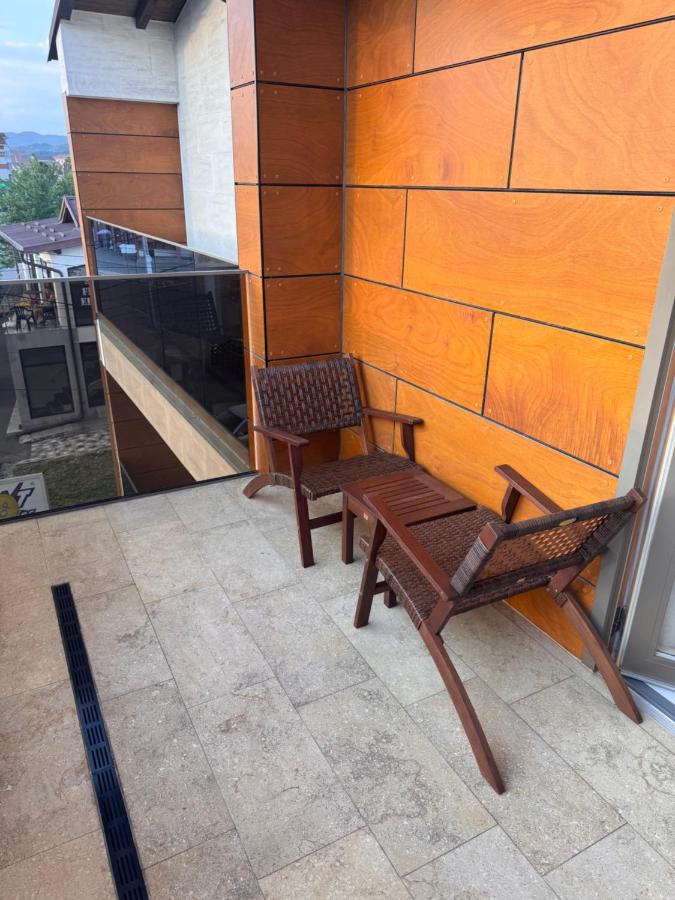Eroilor Apartments - B&B Curtea de Arges