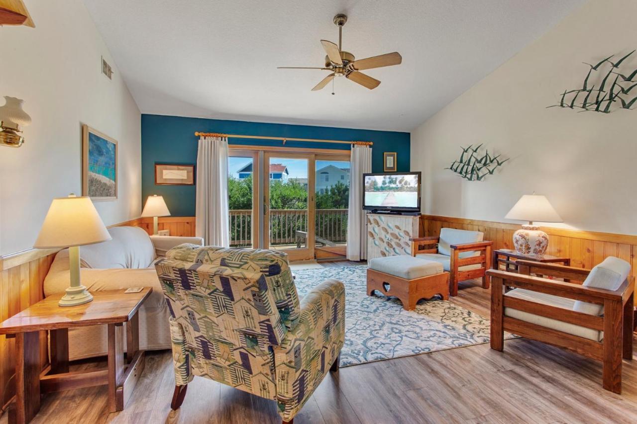 4083 - Cape CO'D - B&B Kitty Hawk