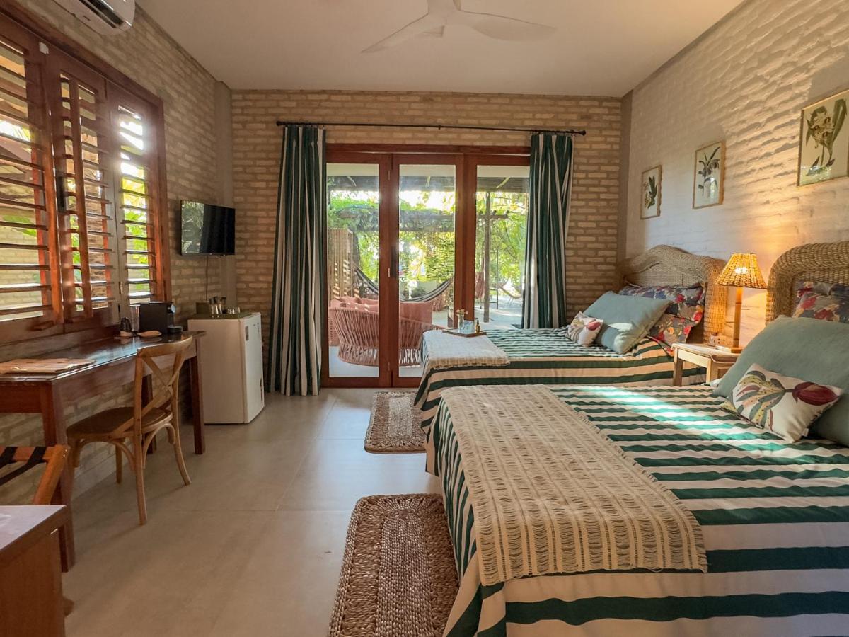 Queen Suite with Pool View